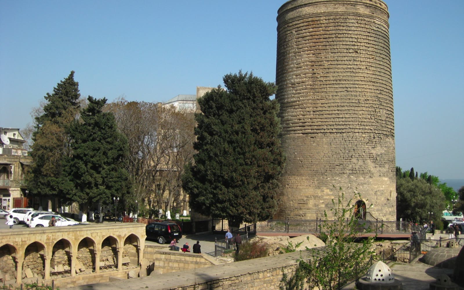 برج العذراء — باكو
